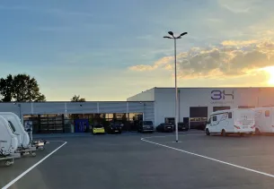 Touring<br/>642