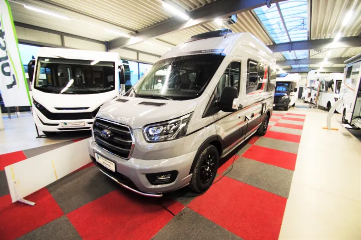 Fahrzeugbild Bürstner Lineo C 590 #8