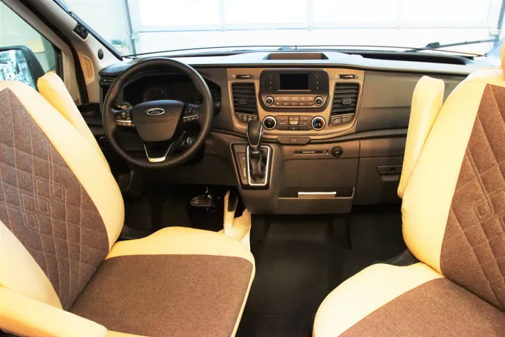 Fahrzeugbild Bürstner Lineo C 590 #9