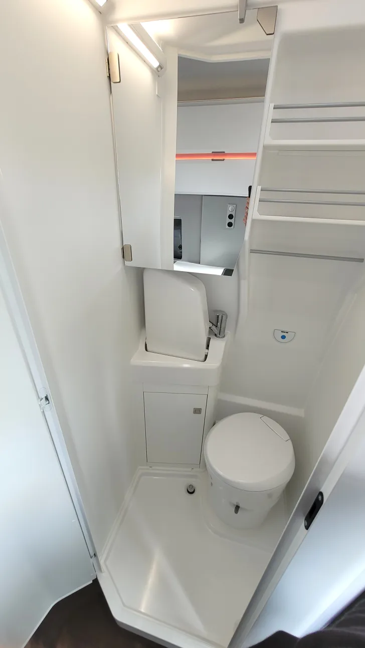 Fahrzeugbild VW Grand California 680 #20