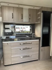 Fahrzeugbild Hobby Prestige 720 UKFe #11