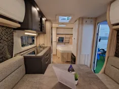 Bild 5 Hobby De Luxe 460 UFe