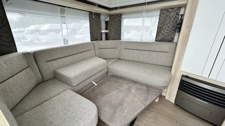 Fahrzeugbild Hobby De Luxe 495 UL IC-Line #5