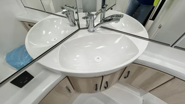 Fahrzeugbild Hobby De Luxe 495 UL IC-Line #15