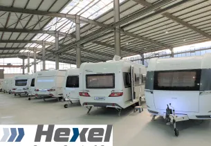 De Luxe<br/>560 KMFe