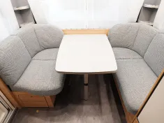 Bild 26 Dethleffs Camper 460 EL