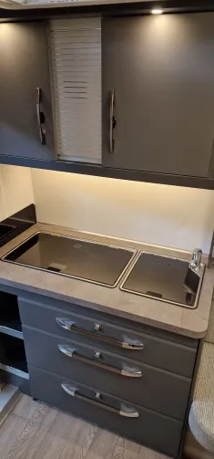 Bild 5 Hobby De Luxe 400 SFe