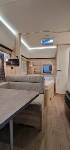 Bild 8 Hobby De Luxe 400 SFe
