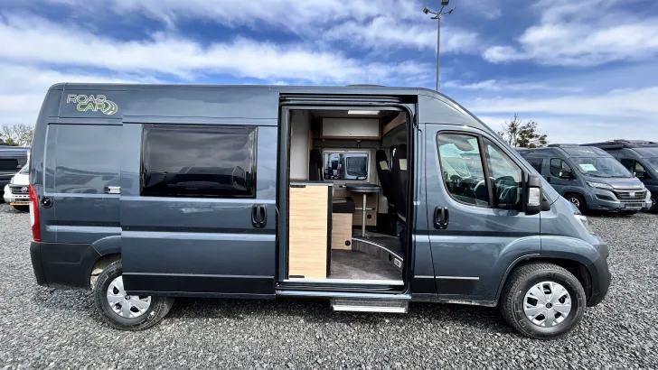 Fahrzeugbild Roadcar R 600 #4