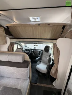 Bild 27 Challenger Alkoven C387 Start Edition