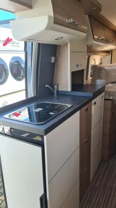 Bild 11 Malibu First Class - Two Rooms 640 LE RB *ganz junger Mietwagen*