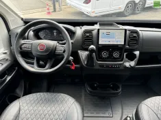 Bild 28 Challenger Van V217 Sport Edition