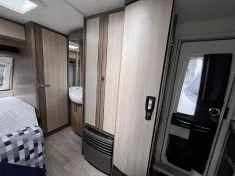 Bild 10 Hobby De Luxe 400 SFe