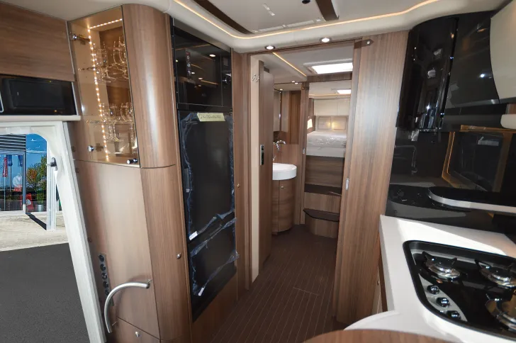 Fahrzeugbild Concorde Carver 920 G #9