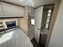 Fahrzeugbild Hobby De Luxe 560 KMFe #12