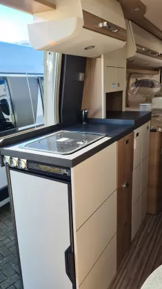 Bild 8 Malibu First Class - Two Rooms 640 LE RB *ganz junger Mietwagen*