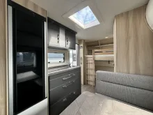 Fahrzeugbild Hobby De Luxe 490 KMF #6