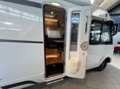 Bild 6 Hymer BMC 600 I*WhiteLine*AHK*SOLAR*Wechselrichter*TV*