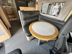 Bild 25 Hymer BML I 780*Leder*ALDE*Dachklima*AHK*5.Sitz*Lithiu