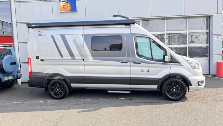 Fahrzeugbild Ford CV 590*4x4*12 Zoll Radio*Abwasser beheizt #4