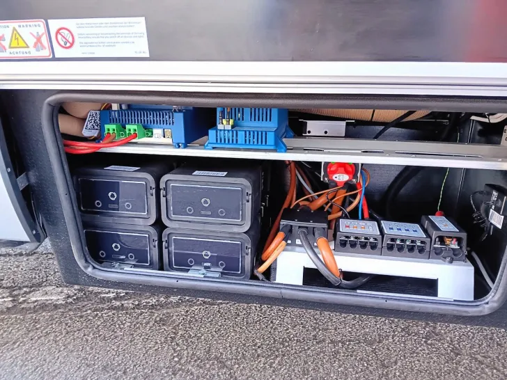 Fahrzeugbild Mercedes-Benz Sprinter*Hymer*4x4*Facelift*AHK*Lithium*SAT/TV** #14
