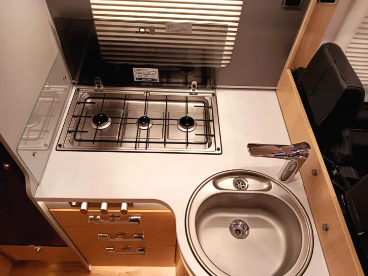 Fahrzeugbild Hymer BMC 600 I*WhiteLine*Solar*GFK*Dachklima*LED*AHK* #16