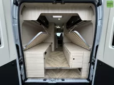 Bild 26 Challenger Van V217 Sport Edition