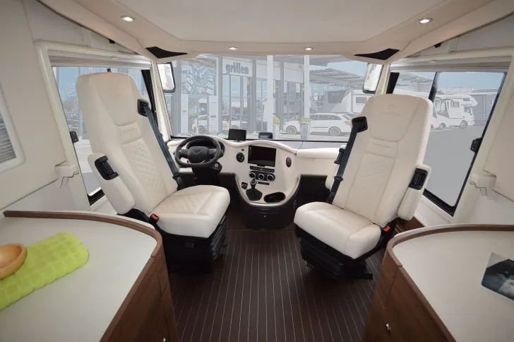 Fahrzeugbild Concorde Carver 890 RRL Diamond Series #7