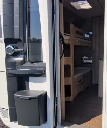 Fahrzeugbild Hobby De Luxe 560 KMFe #6