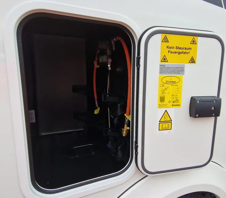 Fahrzeugbild Niesmann + Bischoff iSMOVE 6.9 E Sie sparen 17.815,-€!! -10%!! #16