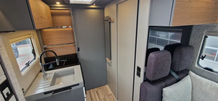 Fahrzeugbild Niesmann + Bischoff iSMOVE 6.9 E Sie sparen 17.815,-€!! -10%!! #33