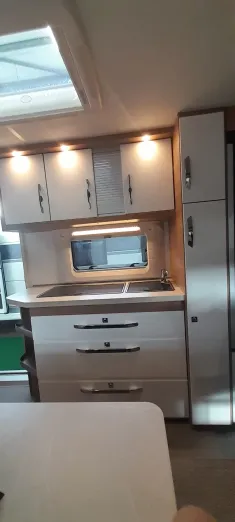 Bild 7 Hobby De Luxe 545 KMF