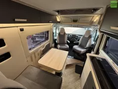 Bild 27 Challenger Van F&S Edition