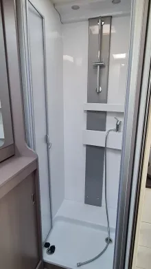 Fahrzeugbild Bürstner Lyseo IT 684 G Listenpreis 99.930€ #15