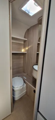 Fahrzeugbild Bürstner Premio Life 425 TS #11