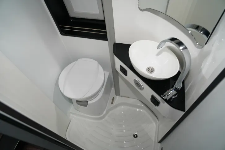 Fahrzeugbild Pössl Summit SHINE 640 #16