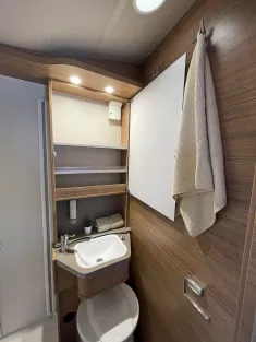 Bild 31 Weinsberg CaraCompact Suite MB EDITION [PEPPER] 640 MEG