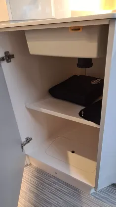 Bild 21 Bürstner Elegance I 910 G Listenpreis: 207.200€