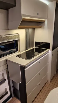 Fahrzeugbild Hobby PRESTIGE Van 640 ET First Edition #6