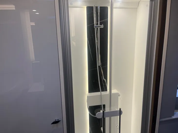 Fahrzeugbild Bürstner Elegance I 910 G #15