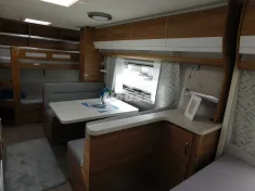 Bild 10 Hobby De Luxe 560 KMFe Backofen, ALDE-Heizung, 2000 KG