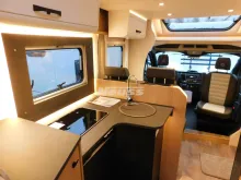 Fahrzeugbild Sunlight Adventure T Ford 670S #12