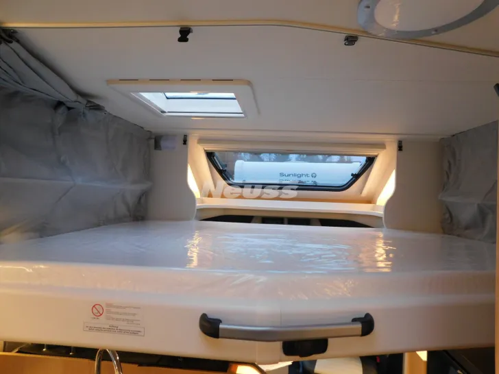 Fahrzeugbild Sunlight Adventure T Ford 670S #19