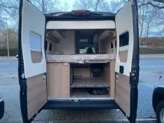 Bild 12 Malibu Van first class - two rooms GT640 Aufstelldach