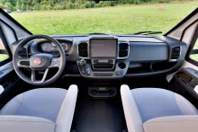 Fahrzeugbild Carado T448 pro+ *Hubbett*Combi-6E*TV-Paket* #5