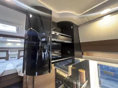 Bild 30 Concorde CARVER 850 L *Hubst.*Bar*Centurion
