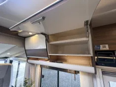 Bild 45 Concorde CARVER 850 L *Hubst.*Bar*Centurion
