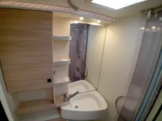 Bild 19 Eura Mobil Activa One 690 HB Travel Paket Travel+ Paket