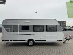 Bild 3 LMC Sassino 470 K Etagenbetten Dusche 2024