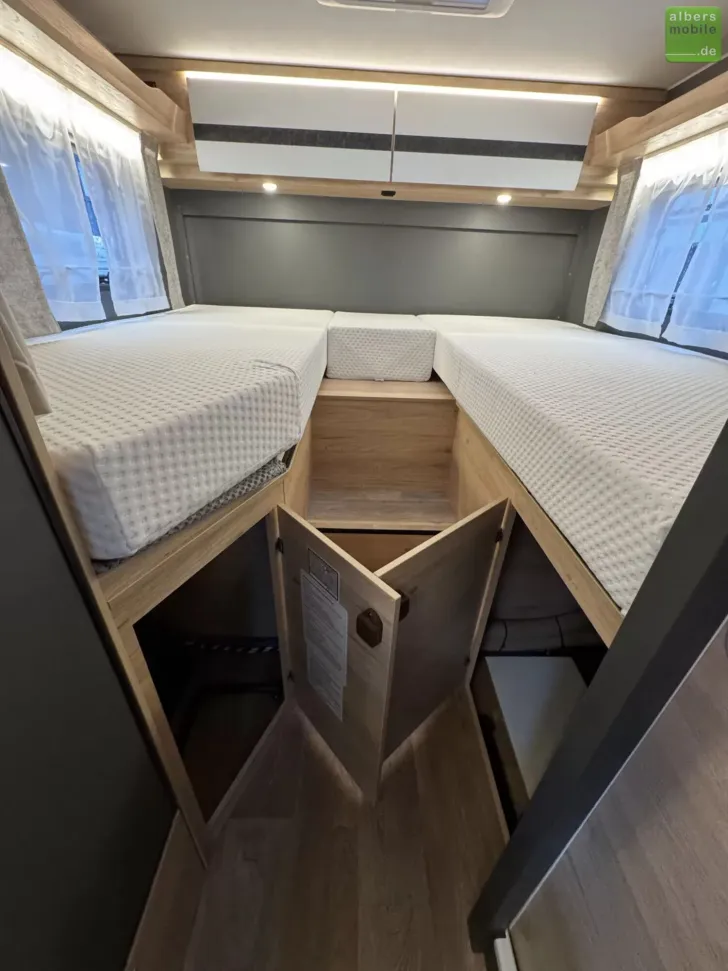Fahrzeugbild Dethleffs Globebus Go T 45 Markise Einzelbetten #26